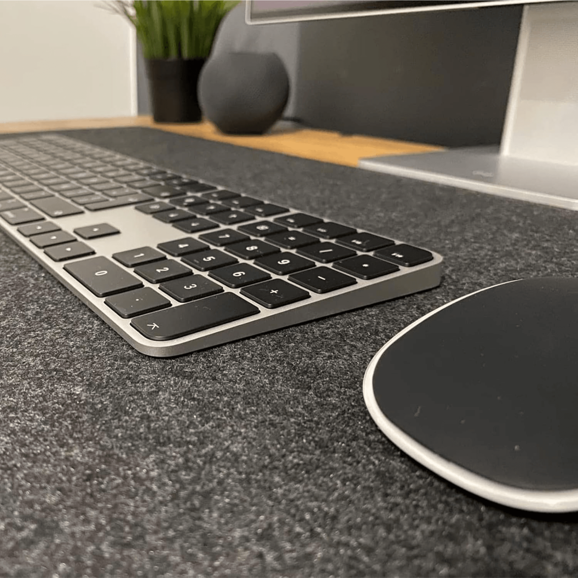 Deskpad Brighton - Garbano - Silver / 800 x 300 mm